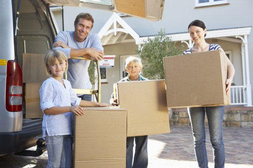 Different removal van options for Kingston moves